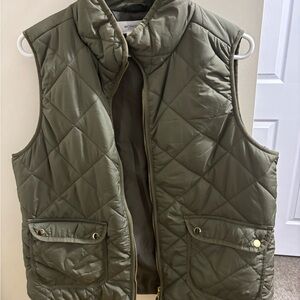 Ladies quilted vest